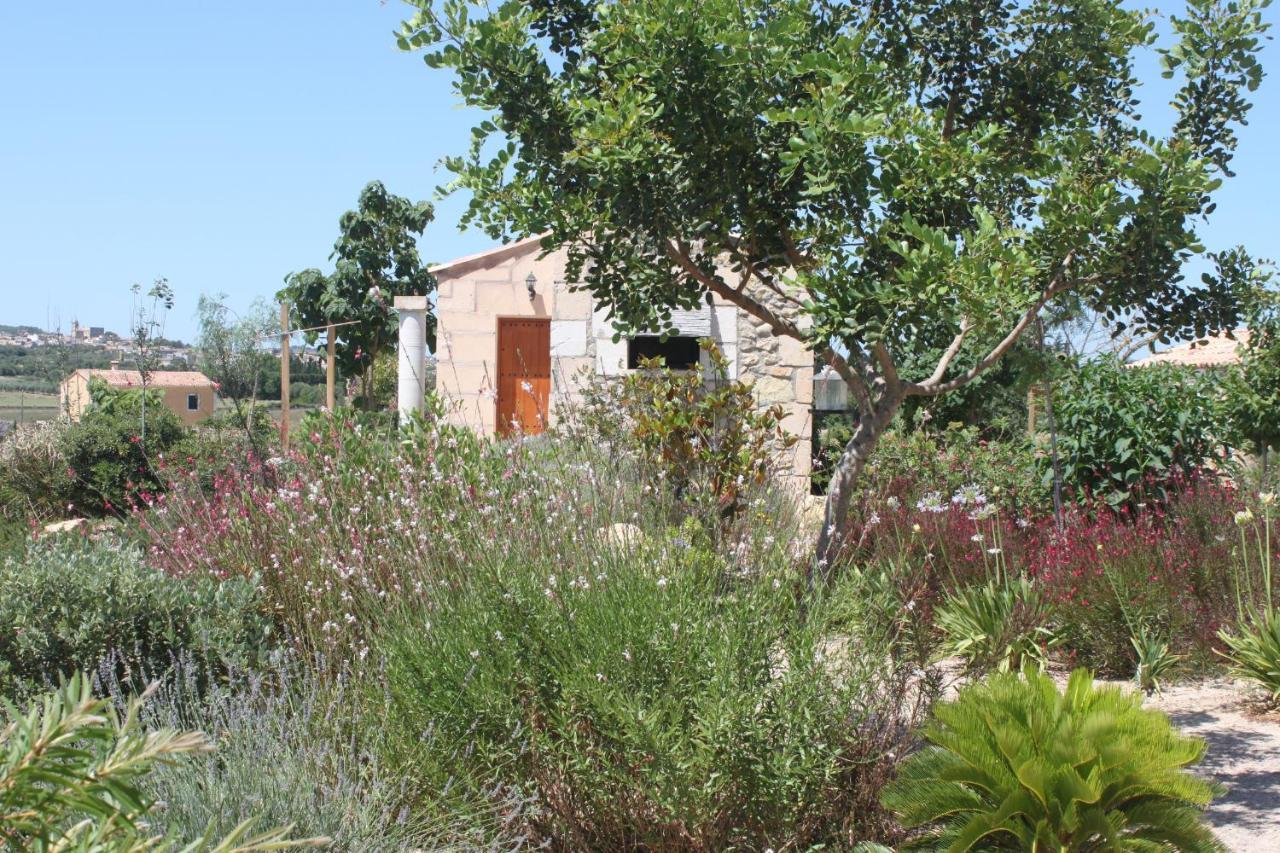 Hotel Es Raco De Maria 3*