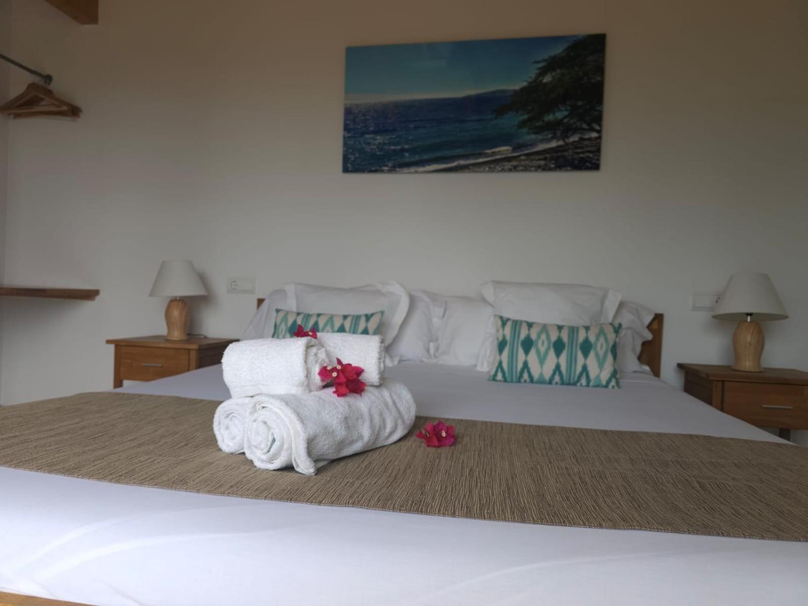 Hotel Es Raco De Maria 3*